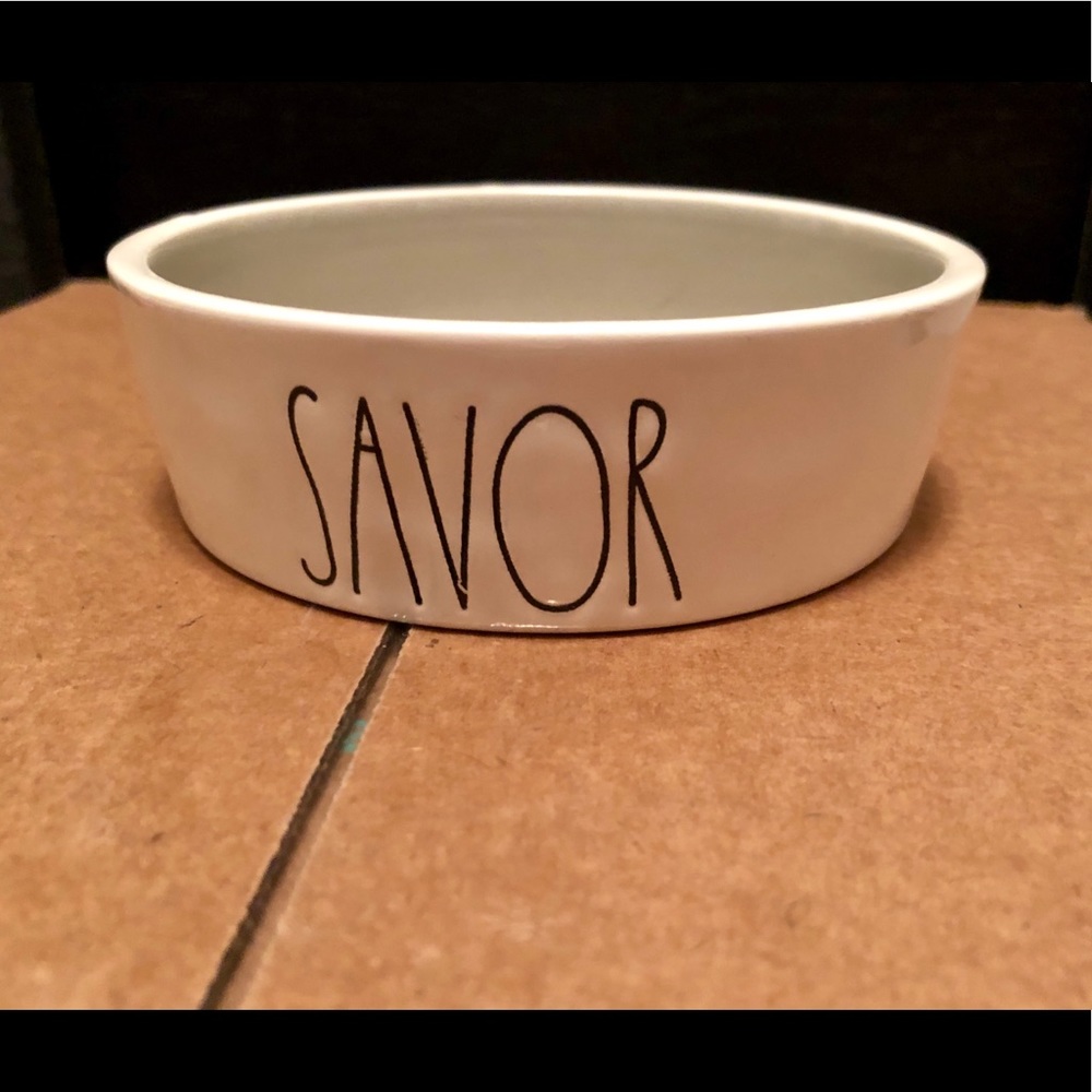 Rae Dunn Savor Small Dog Bowl Grey Inside 🐶